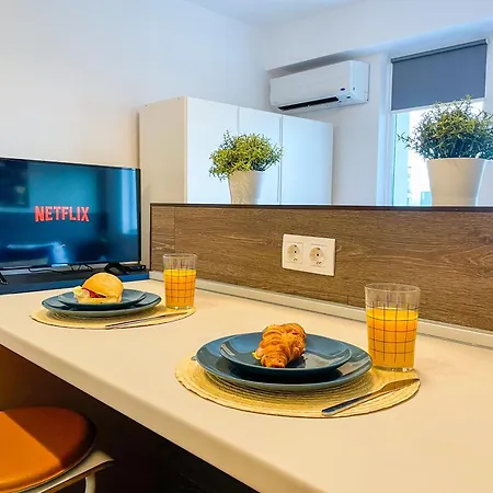 High Rise By Cosher Apartament *