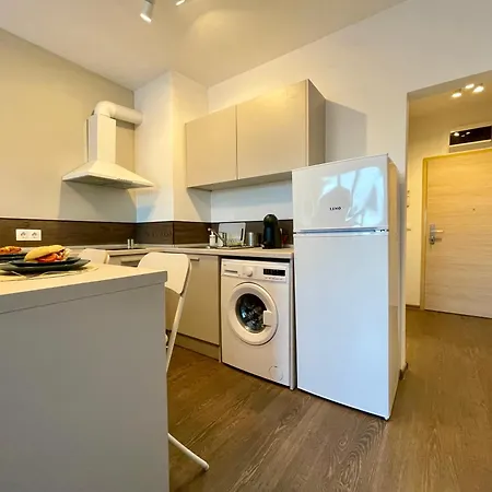 High Rise By Cosher * 소피아